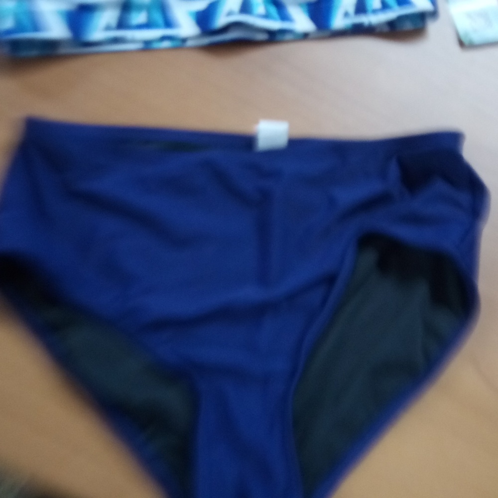 Bikini upf 50 small - Picture 3 of 7